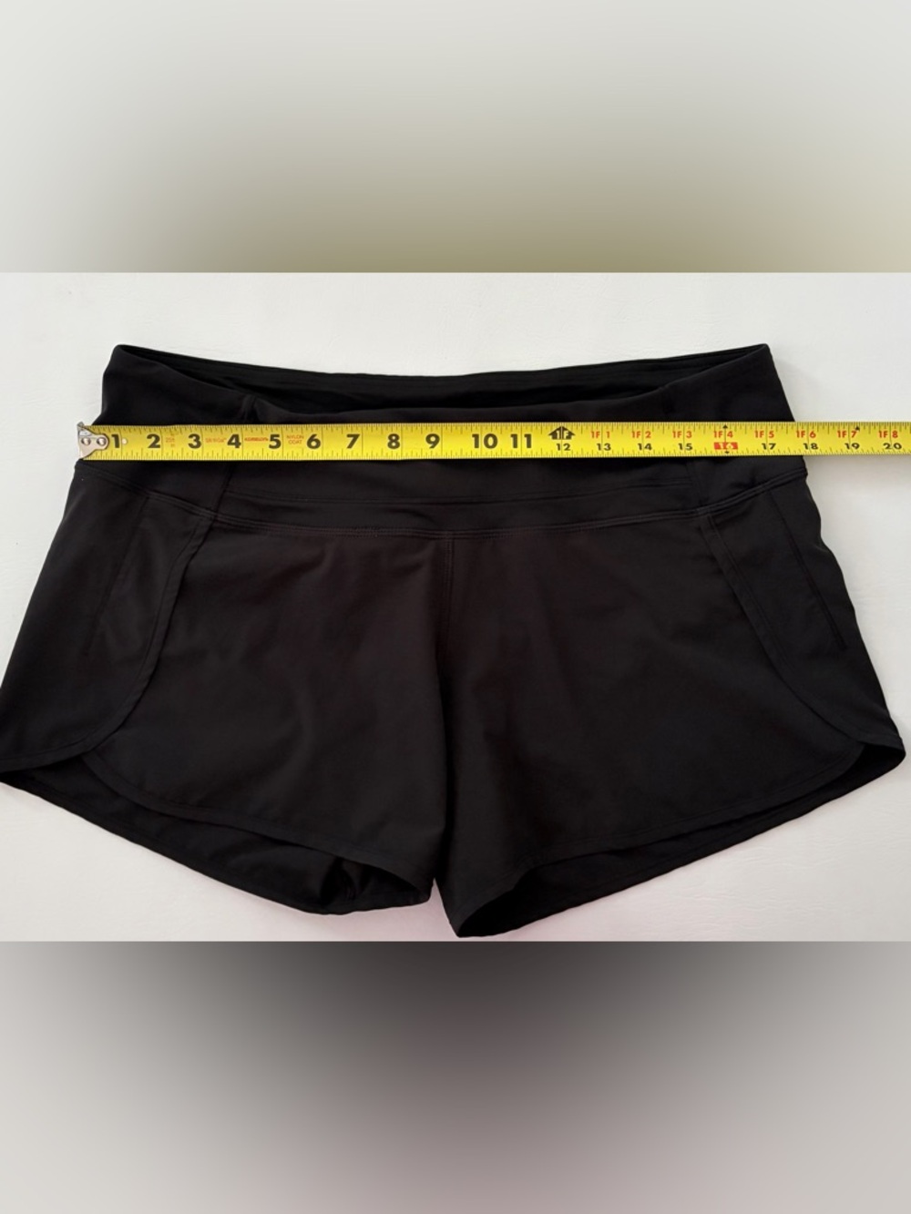 Lululemon Women’s Shorts Run Times
Short II 4" BLACK Lined Size 10 - Picture 14 of 16